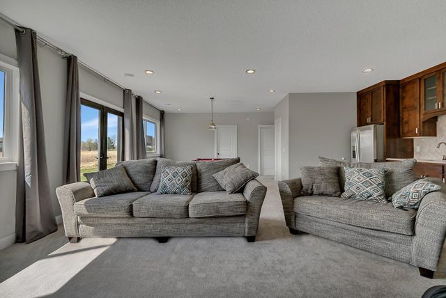 3346 Old Stone Way NE, Sauk Rapids, MN 56379