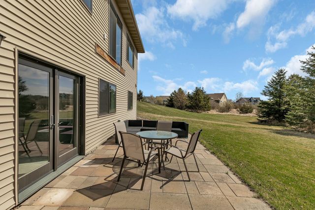 3346 Old Stone Way NE, Sauk Rapids, MN 56379