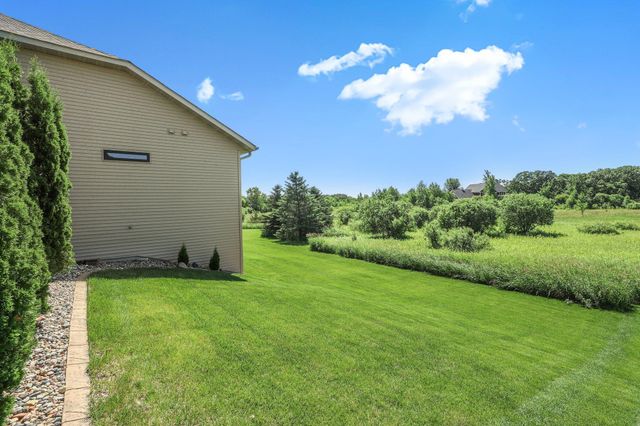 3346 Old Stone Way NE, Sauk Rapids, MN 56379