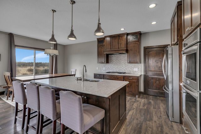 3346 Old Stone Way NE, Sauk Rapids, MN 56379