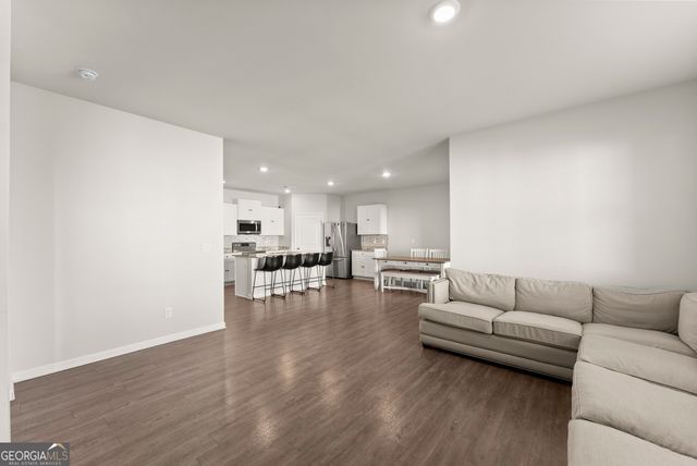 152 Starbuck Parkway, Pendergrass, GA 30567