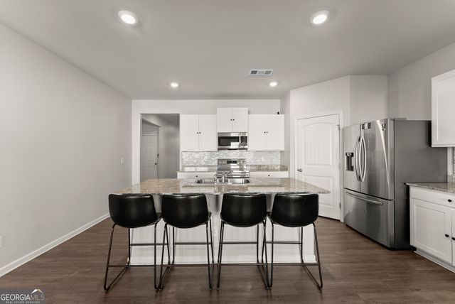 152 Starbuck Parkway, Pendergrass, GA 30567