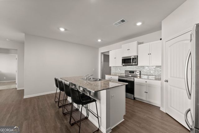 152 Starbuck Parkway, Pendergrass, GA 30567