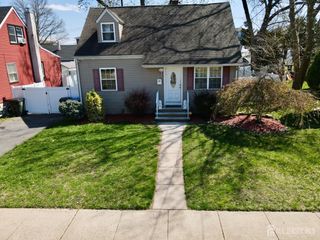 237 Clinton Street, Woodbridge Proper, NJ 07095