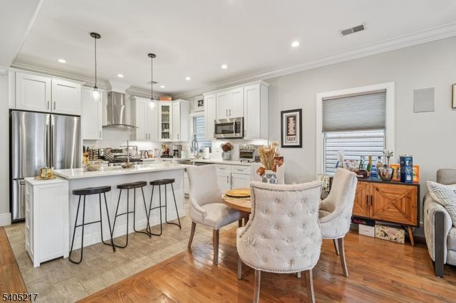 104 Poplar St 2, Jersey City, NJ 07307