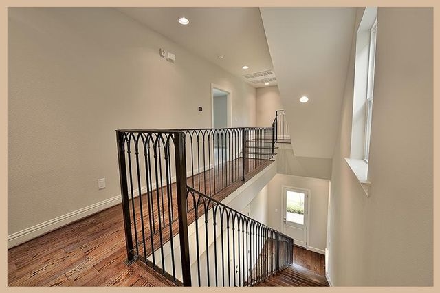 215 Willow Street, Shenandoah, TX 77384