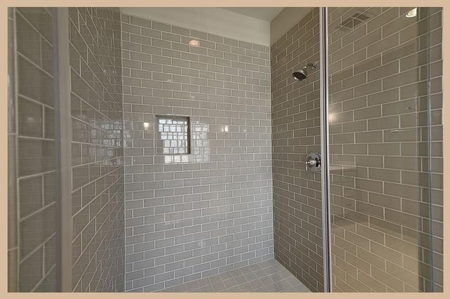 215 Willow Street, Shenandoah, TX 77384