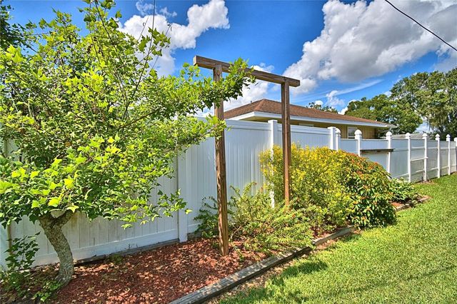 2815 CHRISTIE LANE, Lakeland, FL 33813