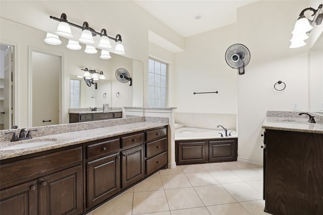 14785 Palm Desert Lane, Frisco, TX 75035