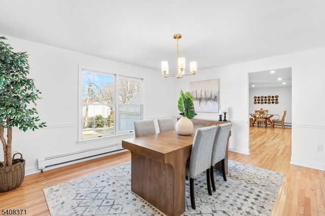 27 Norwood Ave, Glen Rock Boro, NJ 07452