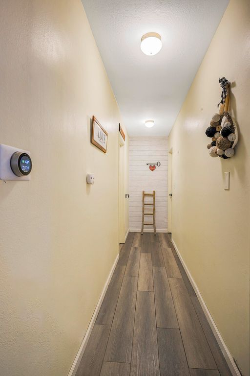 Image 38 of property listing at 41234 Pamela Place, Oakhurst, CA 93644