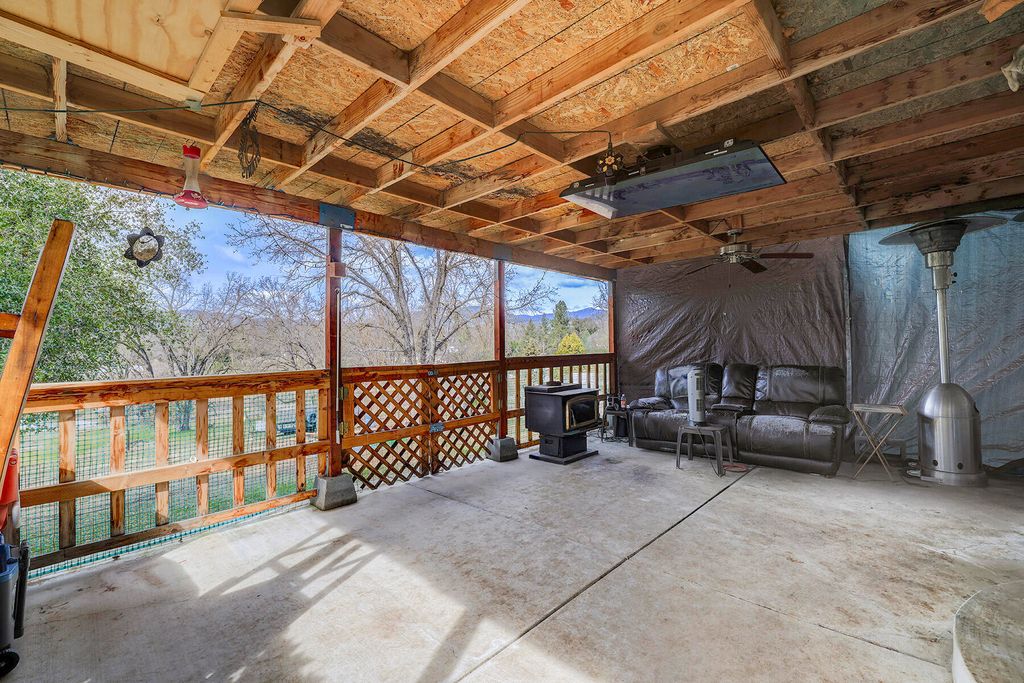 Image 46 of property listing at 41234 Pamela Place, Oakhurst, CA 93644