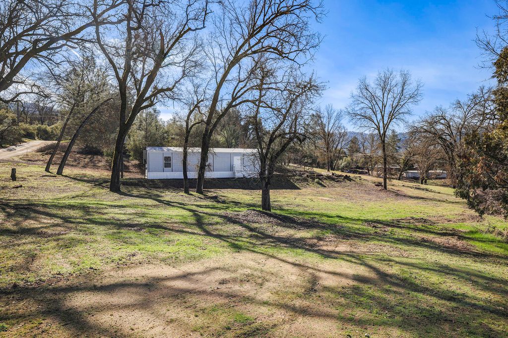 Image 49 of property listing at 41234 Pamela Place, Oakhurst, CA 93644