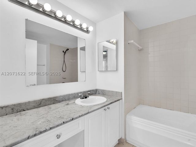 6422 Collins Ave 501, Miami Beach, FL 33141