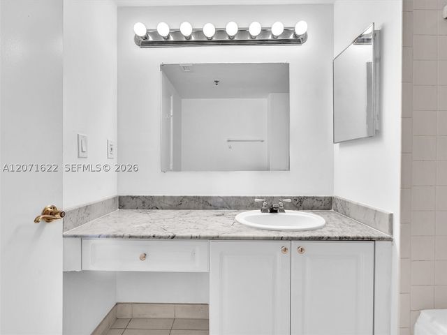 6422 Collins Ave 501, Miami Beach, FL 33141