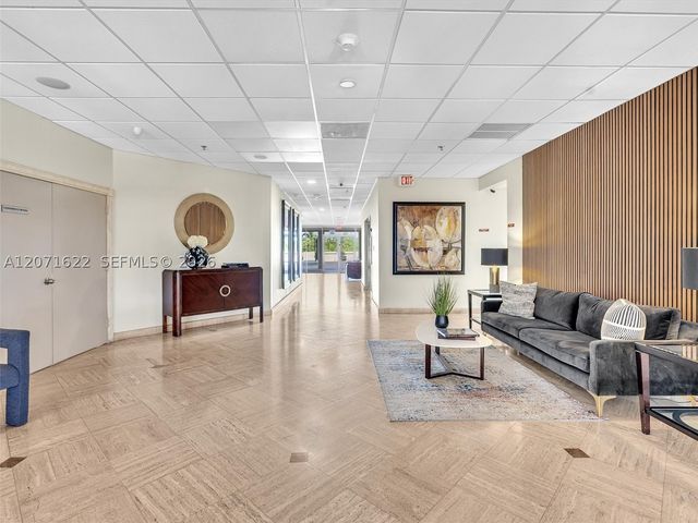 6422 Collins Ave 501, Miami Beach, FL 33141