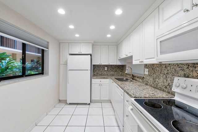 8420 SW 133rd Ave Road 105, Miami, FL 33183