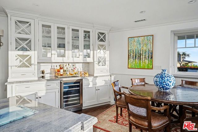 17763 Sabbiadoro Way, Pacific Palisades, CA 90272