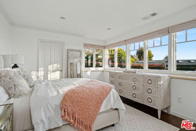 17763 Sabbiadoro Way, Pacific Palisades, CA 90272