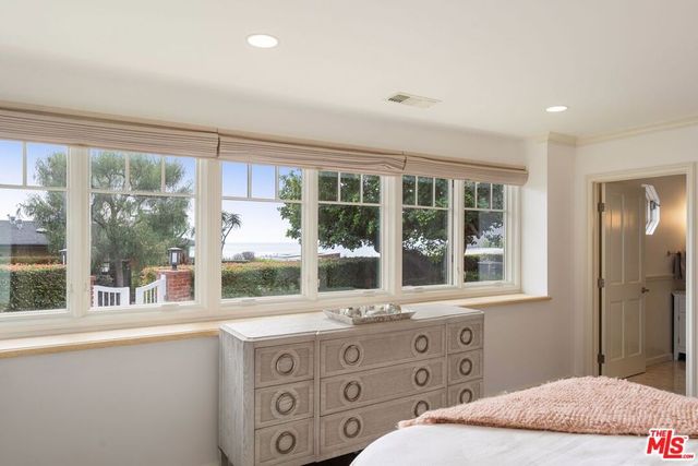 17763 Sabbiadoro Way, Pacific Palisades, CA 90272