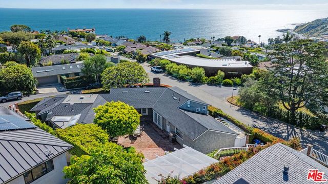 17763 Sabbiadoro Way, Pacific Palisades, CA 90272