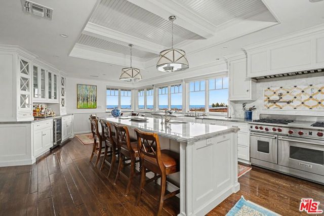17763 Sabbiadoro Way, Pacific Palisades, CA 90272
