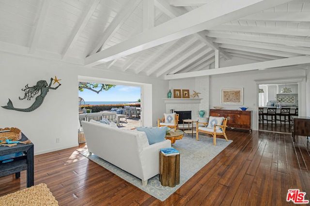 17763 Sabbiadoro Way, Pacific Palisades, CA 90272