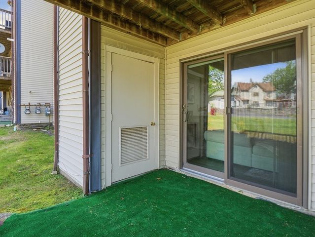 175 Willard 8, Lowell, MA 01850