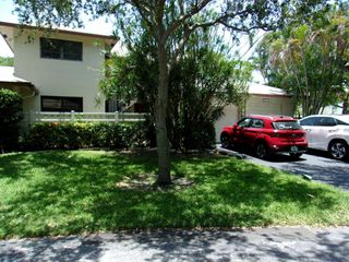 1779 NE 40th PL 401, Pompano Beach, FL 33064