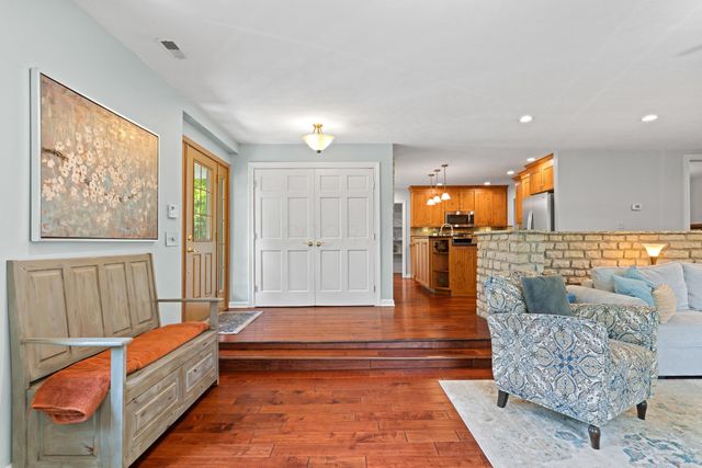8668 Hyland Croy Road, Plain City, OH 43064