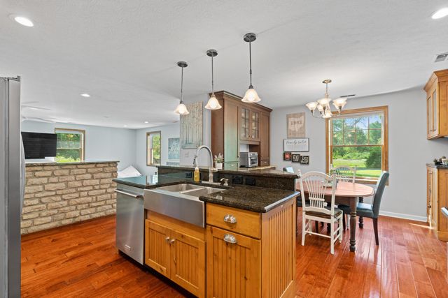 8668 Hyland Croy Road, Plain City, OH 43064