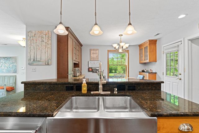 8668 Hyland Croy Road, Plain City, OH 43064