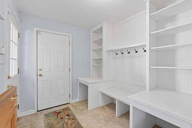 8668 Hyland Croy Road, Plain City, OH 43064