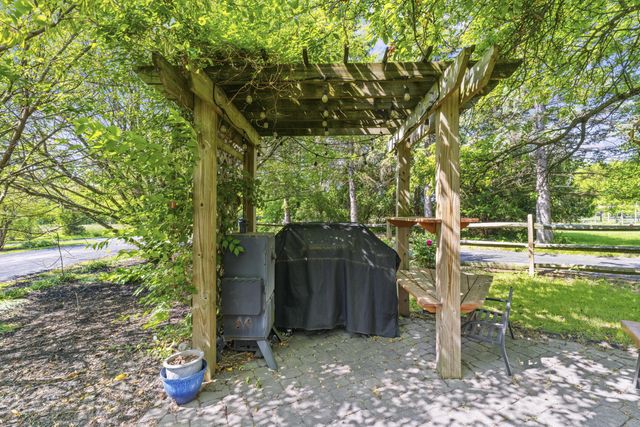 8668 Hyland Croy Road, Plain City, OH 43064
