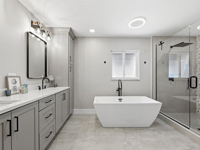 1029 BAL HARBOUR DRIVE, Apollo Beach, FL 33572