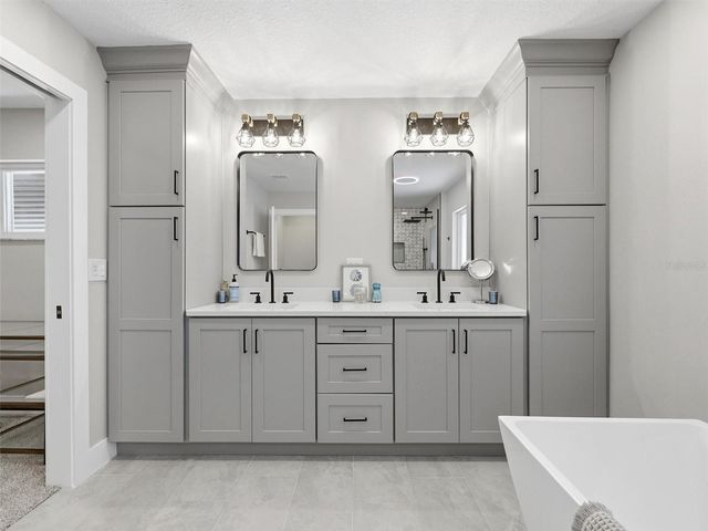 1029 BAL HARBOUR DRIVE, Apollo Beach, FL 33572