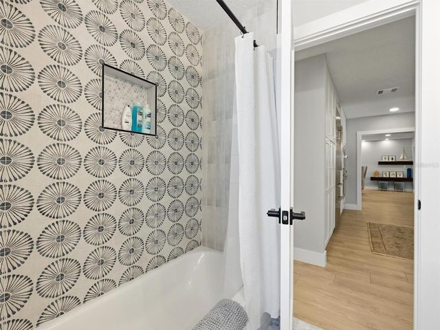 1029 BAL HARBOUR DRIVE, Apollo Beach, FL 33572