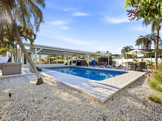 1029 BAL HARBOUR DRIVE, Apollo Beach, FL 33572