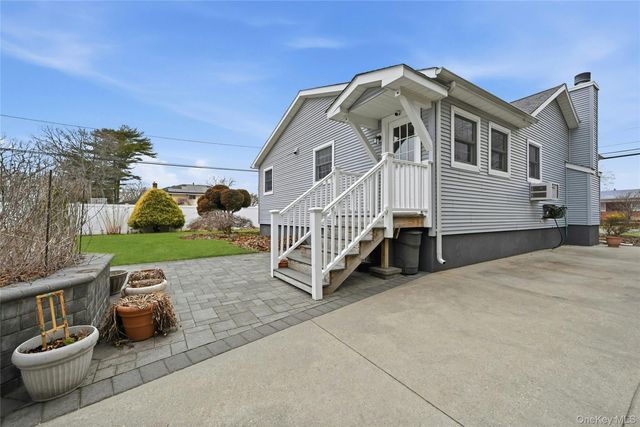 136 Park Avenue, Deer Park, NY 11729