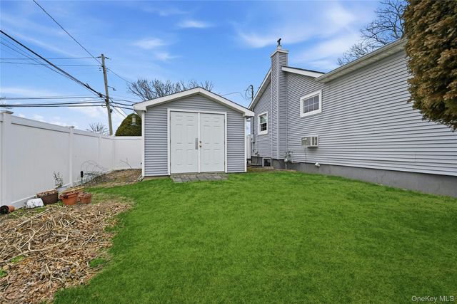 136 Park Avenue, Deer Park, NY 11729