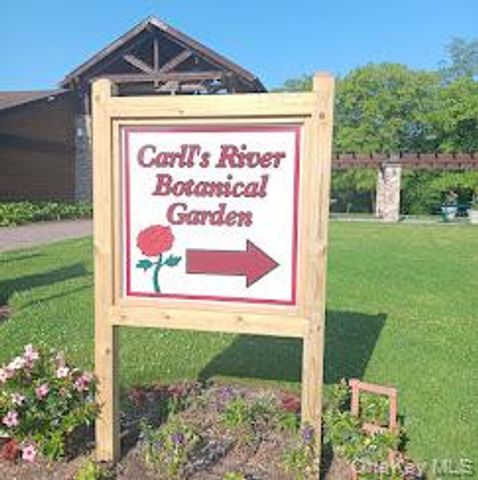 136 Park Avenue, Deer Park, NY 11729