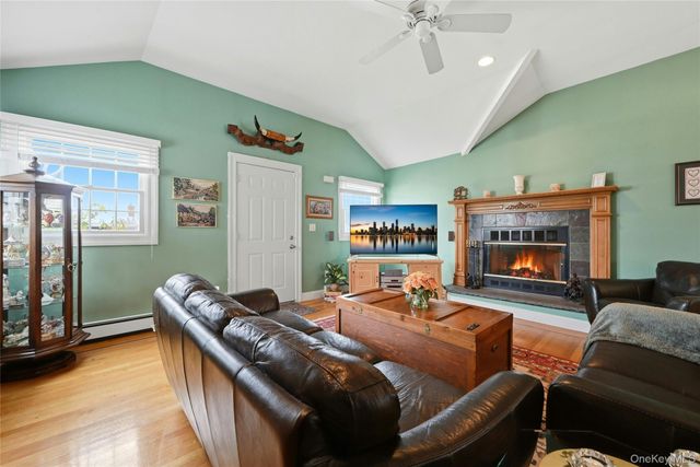 136 Park Avenue, Deer Park, NY 11729