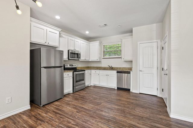 411 N Mirick Avenue, Denison, TX 75020