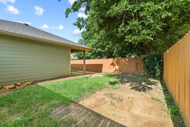 411 N Mirick Avenue, Denison, TX 75020