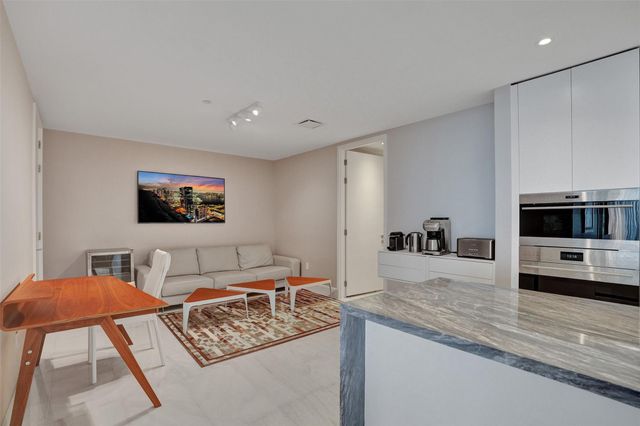 700 NE 26th Terrace 4702, Miami, FL 33137