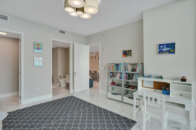 700 NE 26th Terrace 4702, Miami, FL 33137