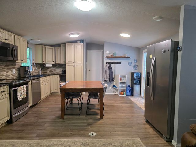 13202 County Road 4173, Tyler, TX 75704