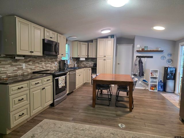 13202 County Road 4173, Tyler, TX 75704