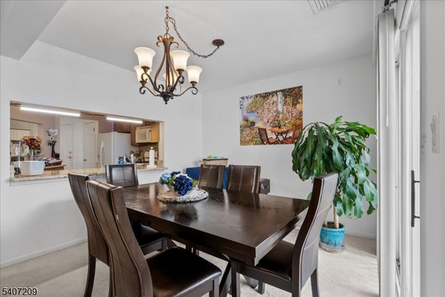 49 Boulder Run Rd, Paterson City, NJ 07501