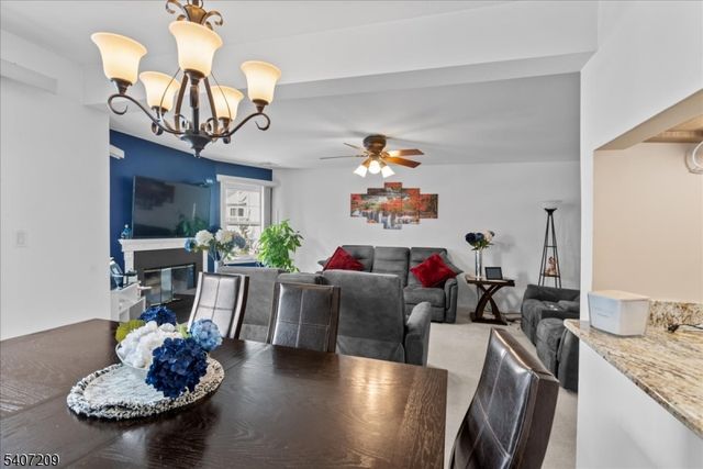 49 Boulder Run Rd, Paterson City, NJ 07501